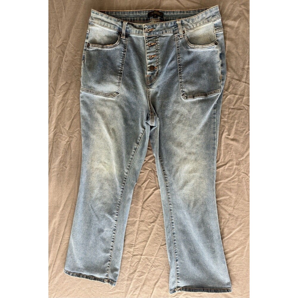 Daily Thread Women’s High Rise Bootcut Light Wash Stretch Jeans 16W Button Fly